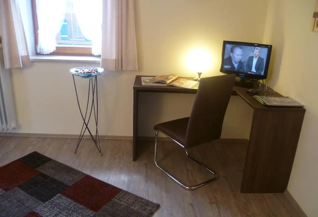 Haus Wiesenrand-1